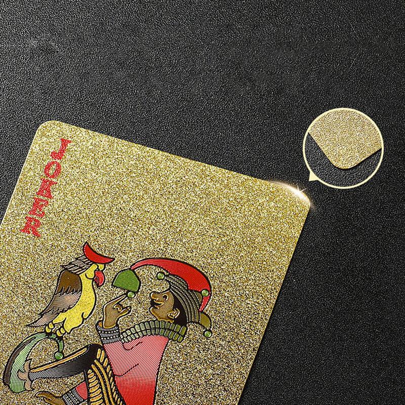 Cartas de póker de lámina dora - Board Game Festival reseña y precio